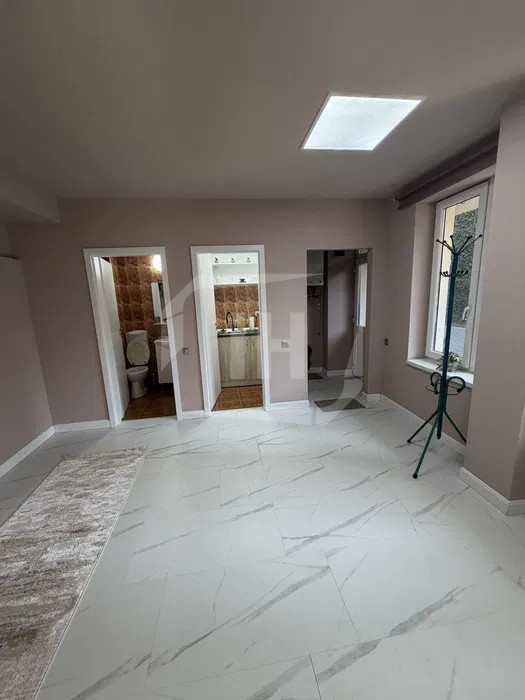 Spatiu birou I 2 incaperi I cu parcare I Centru