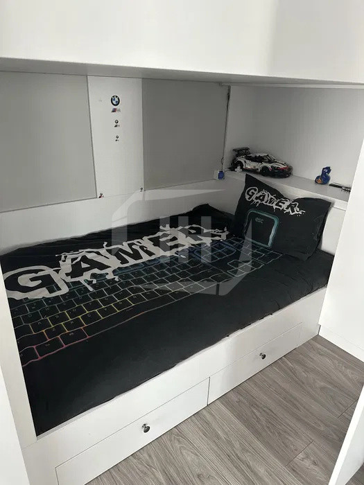 Apartament 3 camere, 2 balcoane, la cheie, zona str Oasului