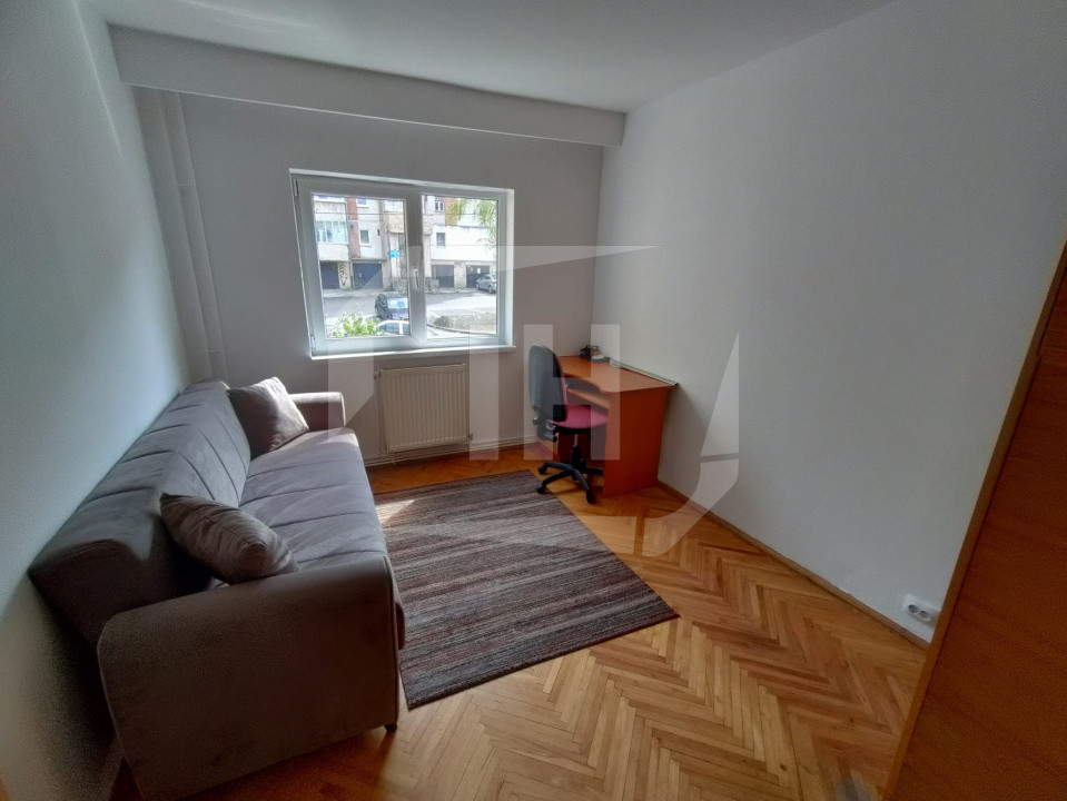 Apartament 4 camere, etaj 2, zona Titulescu