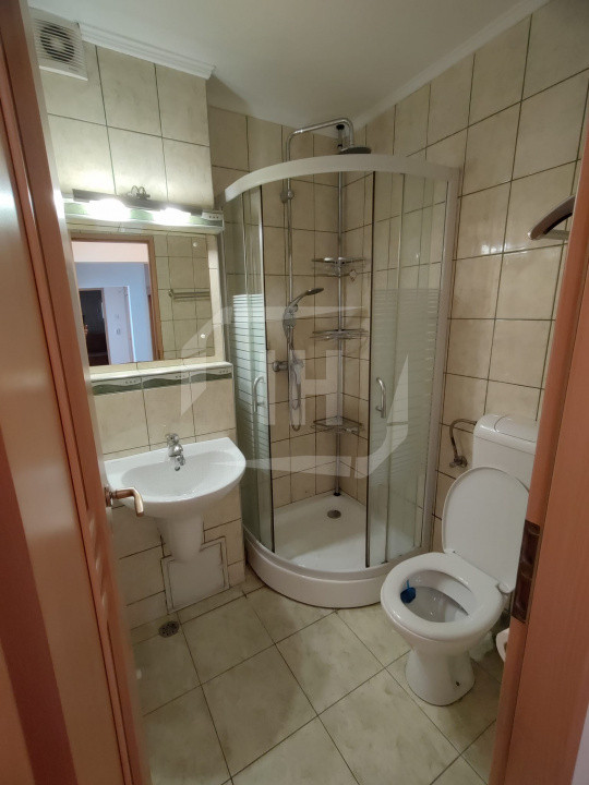 Apartament 4 camere, etaj 2, zona Titulescu