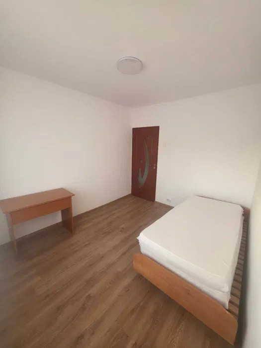 Apartament 3 camere, 2 bai, zona Kaufland Manastur
