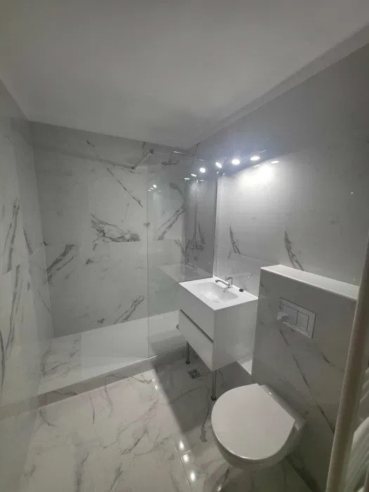 Apartament 3 camere, 2 bai, zona Kaufland Manastur