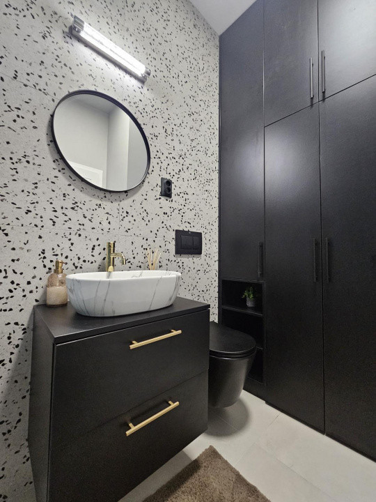 Apartament 2 camere la cheie, parcare subterana, zona Eroilor