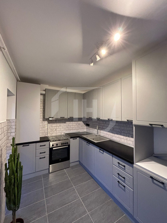 Apartament 3 camere, 2 bai, parcare subterana, la cheie!