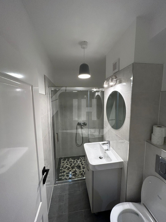 Apartament 3 camere, 2 bai, parcare subterana, la cheie!