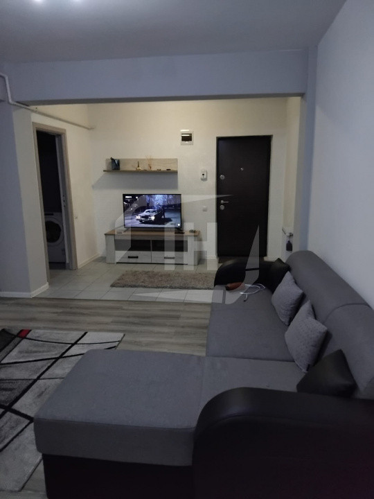 Apartament 2 camere, 55 mp utili, etaj 2/3, parcare acoperita, zona Regal