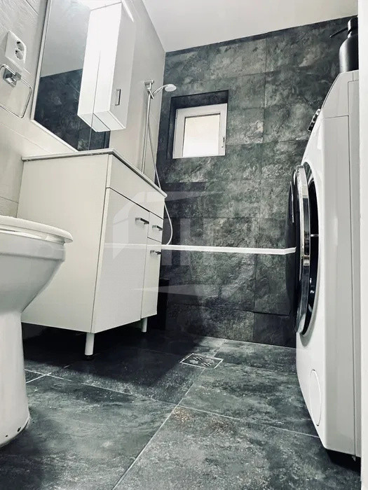 Apartament 2 camere, terasa, parcare, zona Omnia