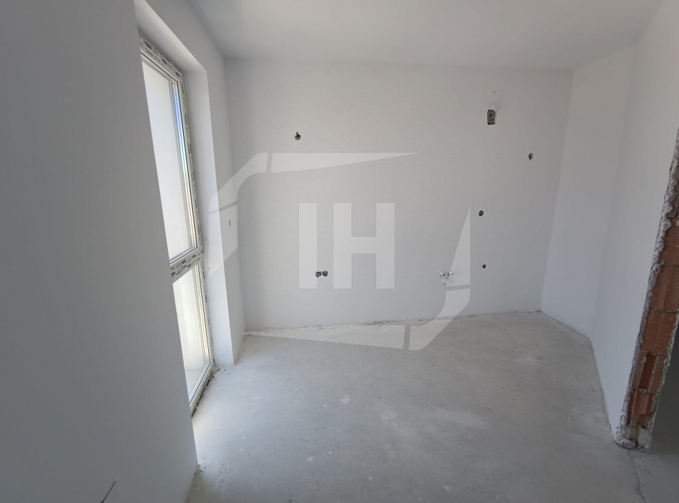 Apartament 4 camere,  intermediar, parcare, zona Leroy Merlin, Intre Lacuri