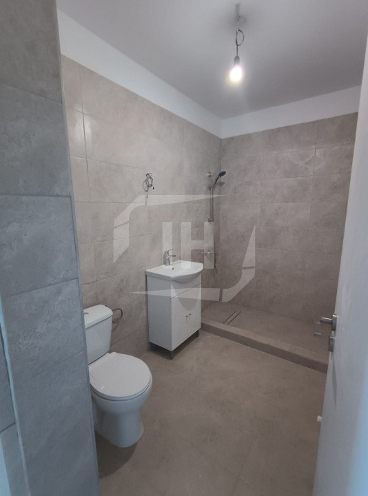 Apartament 4 camere, finisat,  intermediar, parcare, Leroy Merlin, Intre Lacuri