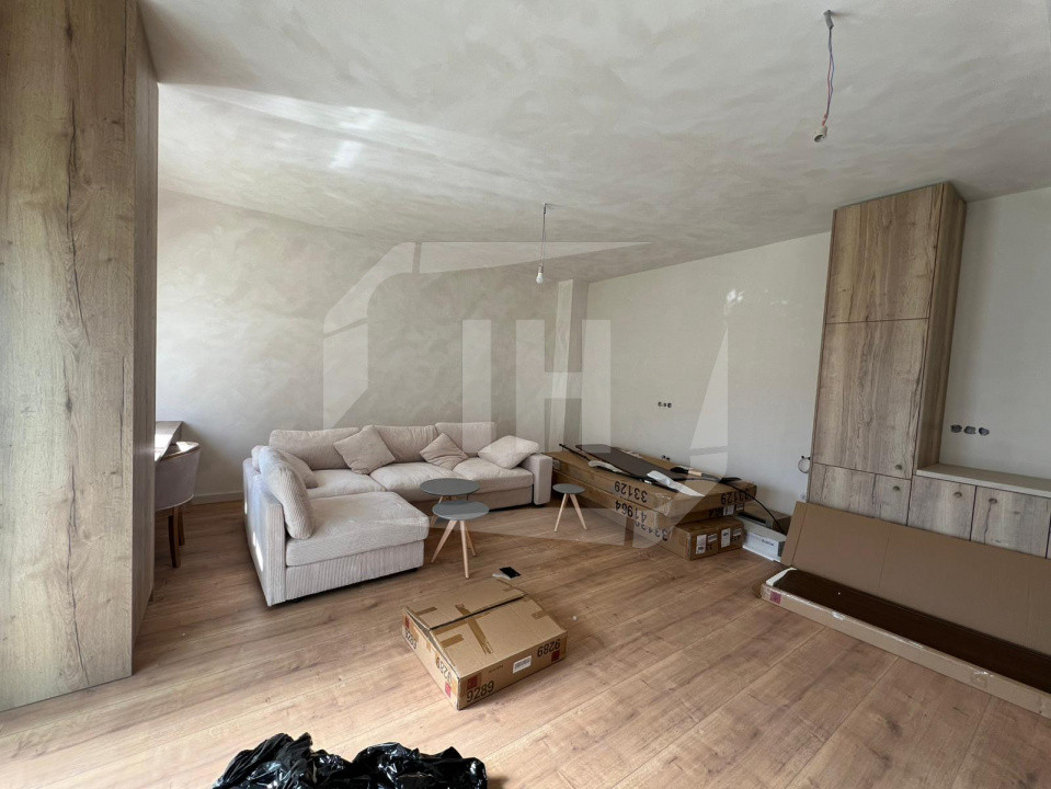 Casa 3 camere I prima inchiriere I  cu parcare I zona Garii