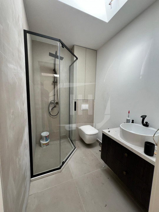 Casa 3 camere I prima inchiriere I  cu parcare I zona Garii