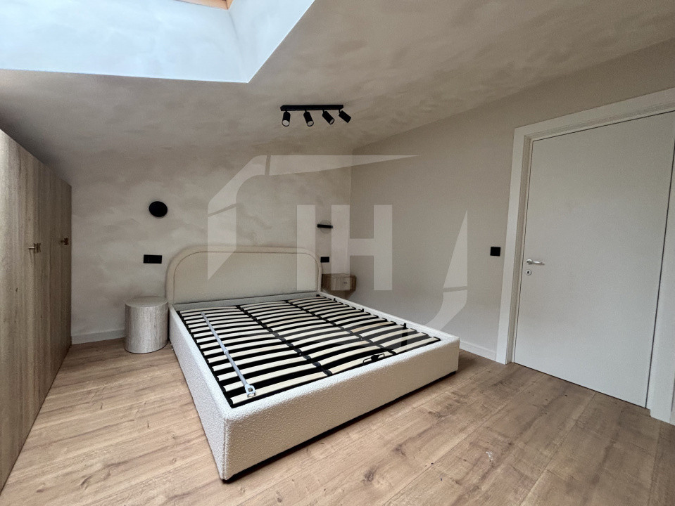 Casa 3 camere I prima inchiriere I  cu parcare I zona Garii