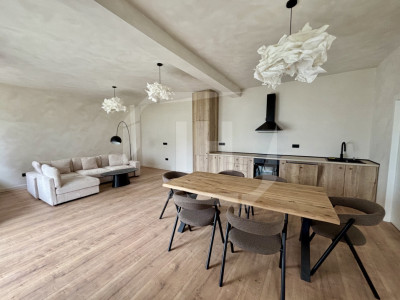 Casa 3 camere I prima inchiriere I  cu parcare I zona Garii