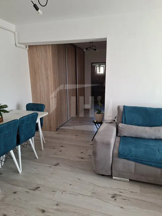 Apartament 2 camere, 43 mp, etaj intermediar, parcare inclusa, zona Eroilor!
