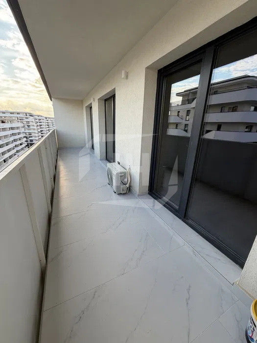 Apartament 3 camere plus terasa, parcare subterana pe Eroilor