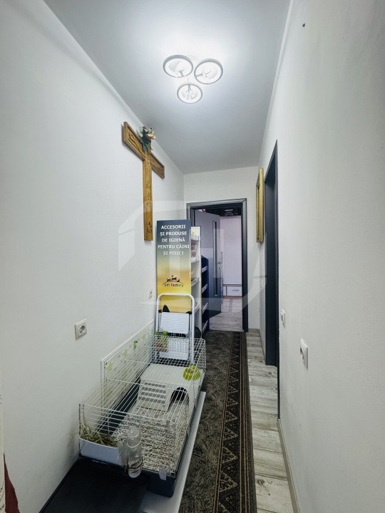 Apartament 3 camere, 2 bai, parcare subterana zona Sub Cetate