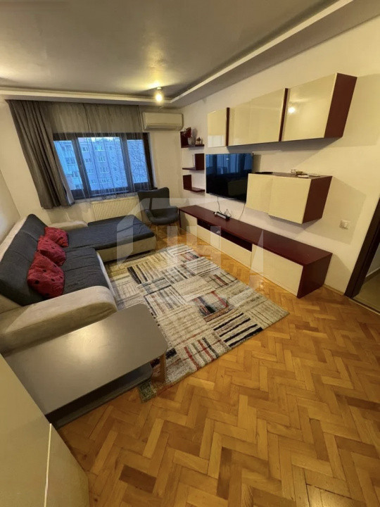 Apartament 3 camere I 2 bai I decomandat I cu parcare I Plopilor