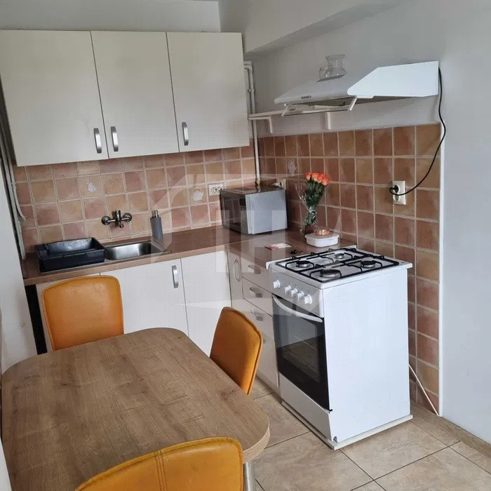 Apartament 2 camere I decomandat I cu parcare I Intre Lacuri