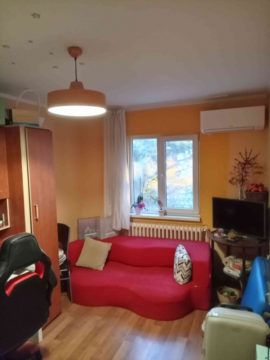 Apartament 3 camere, garaj, zona Grigore Alexandrescu