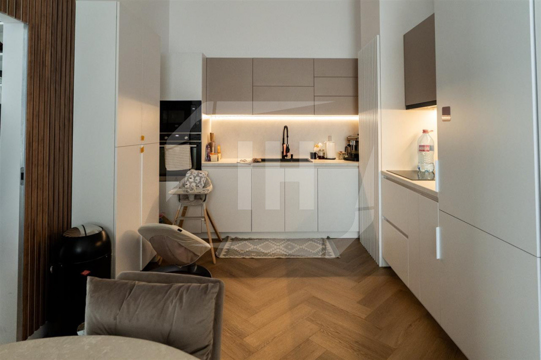 Apartament 3 camere, terasa, parcare, boxa, strada Dunarii