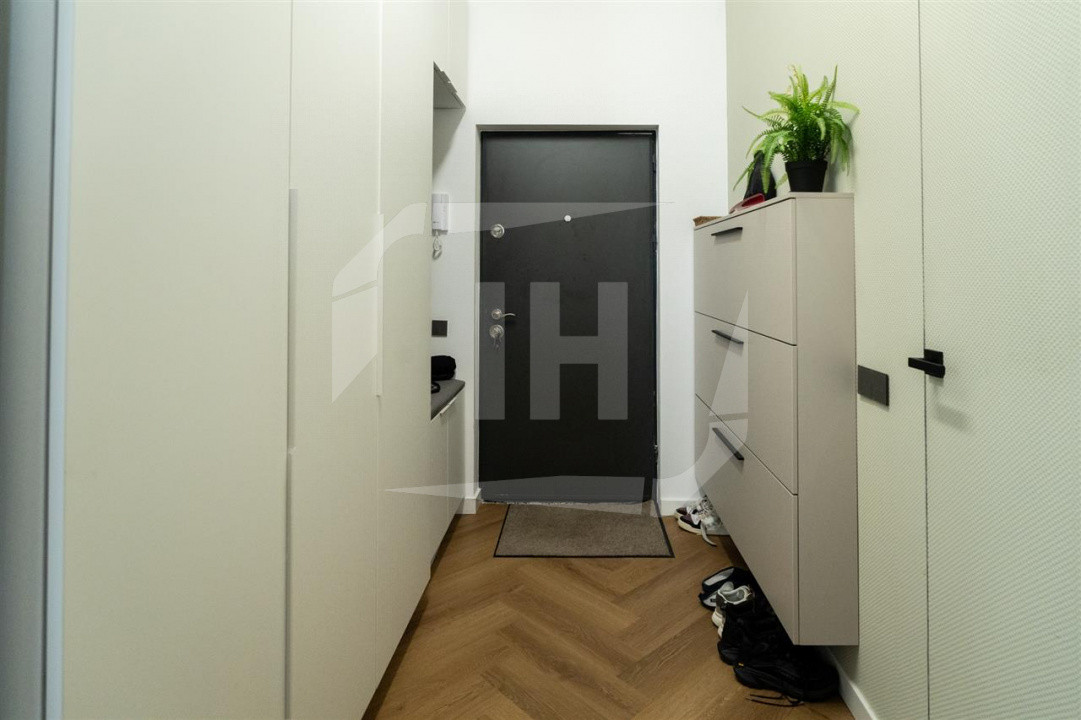 Apartament 3 camere, terasa, parcare, boxa, strada Dunarii