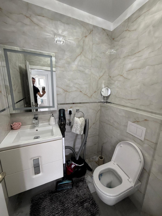 Apartament 3 camere la cheie, parcare subterana, zona Vivo