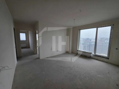 Apartament 3 camere, terasa, bloc nou, CF, zona Iulius Mall