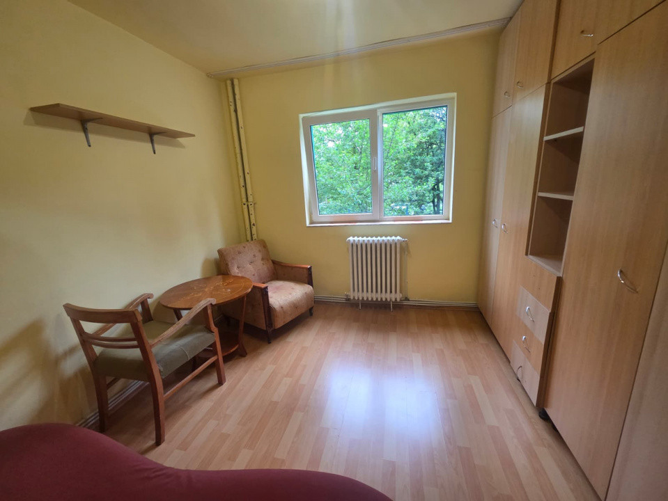 Apartament 2 camere decomandat, etaj 1, cartier Manastur