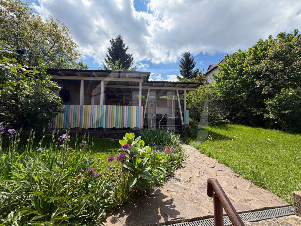 Casa individuala, 4 camere, garaj, zona Parcului Cetatuie