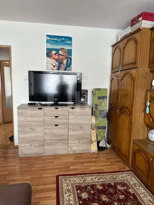 Apartament 2 camere, decomandat, etaj 3, cartier Marasti!