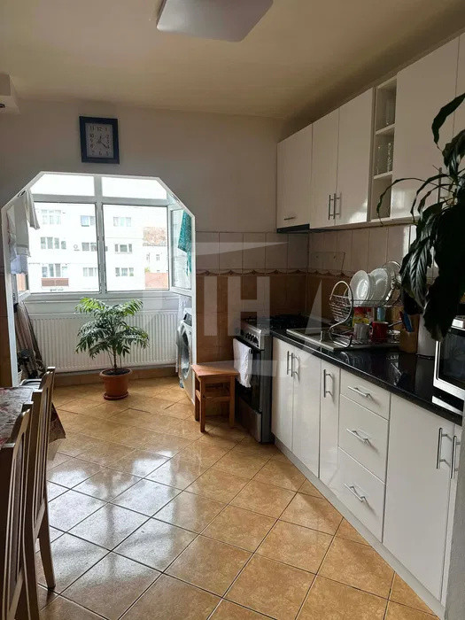 Apartament 2 camere, decomandat, etaj 3, cartier Marasti!