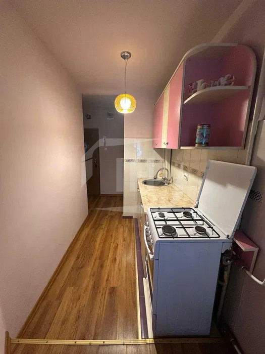 Apartament 1 camera, decomandat, zona Nicolae Titulescu