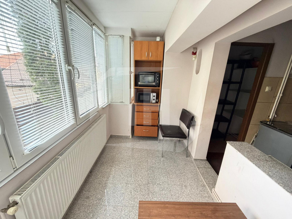 Apartament 2 camere, decomandat, etaj 1, zona Nicolae TItulescu