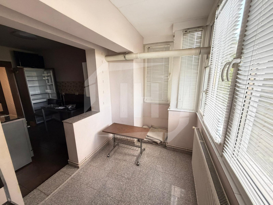 Apartament 2 camere, decomandat, etaj 1, zona Nicolae TItulescu