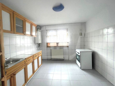 Comision 0%! Apartament 3 camere, decomandat, zona Calea Unirii