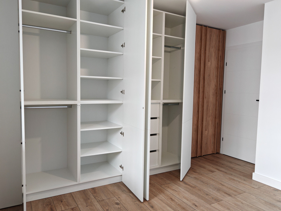 Apartament 2 camere decomandat, parcare subterana, zona Lidl