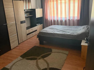 Apartament 2 camere decomandat, cartier Plopilor