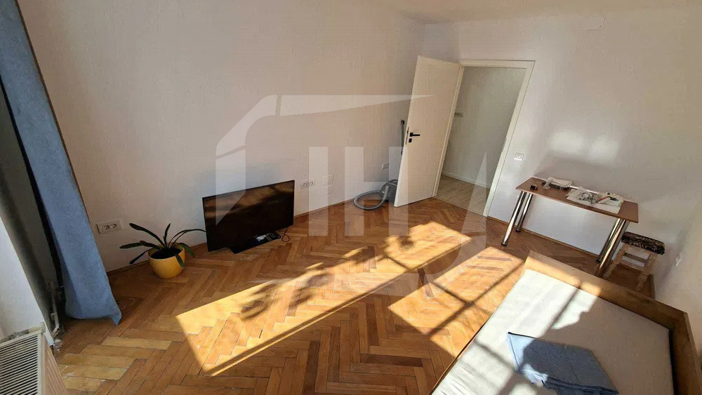 Apartament 2 camere, decomandat, etaj 1, in Gheorgheni