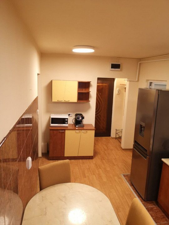 Apartament 2 camere decomandat, zona Calea Manastur