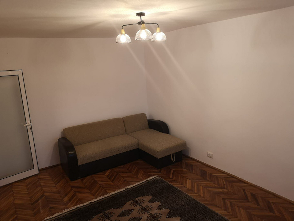Apartament 2 camere decomandat, zona Calea Manastur