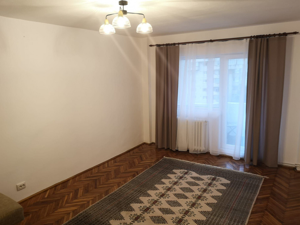 Apartament 2 camere decomandat, zona Calea Manastur