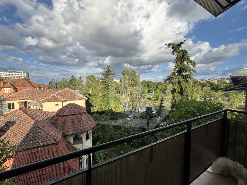 Apartament 3 camere I decomandat I Parcul Central