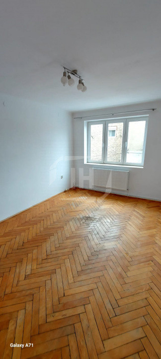 Apartament 2 camere, intermediar, strada Horea