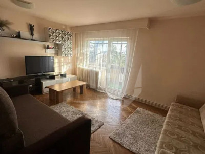 Apartament 4 camere, 2 bai, 3 balcoane, etaj intermediar, pe Titulescu!