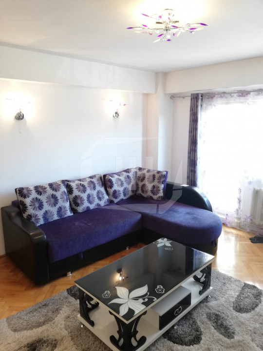 Apartament 3 camere, zona Tribunalului