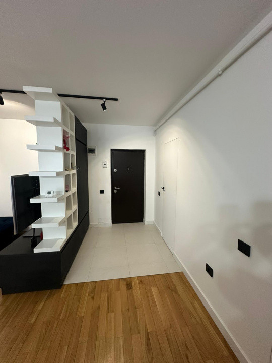 Apartmaent 2 camere la cheie, parcare, zona Vivo