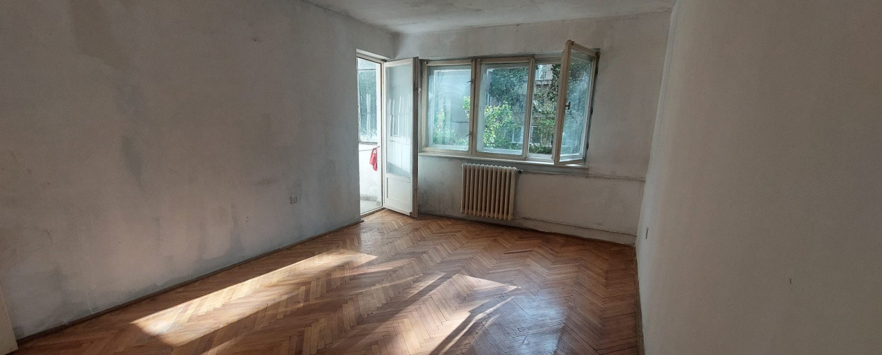 Apartament 2 camere decomandat, zona Bld Primaverii