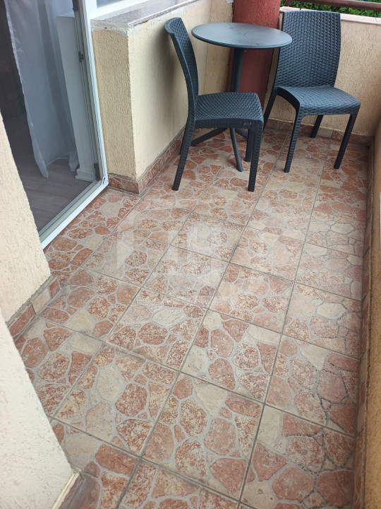 Apartament 2 camere la casa, decomandat, zona strazii Dunarii