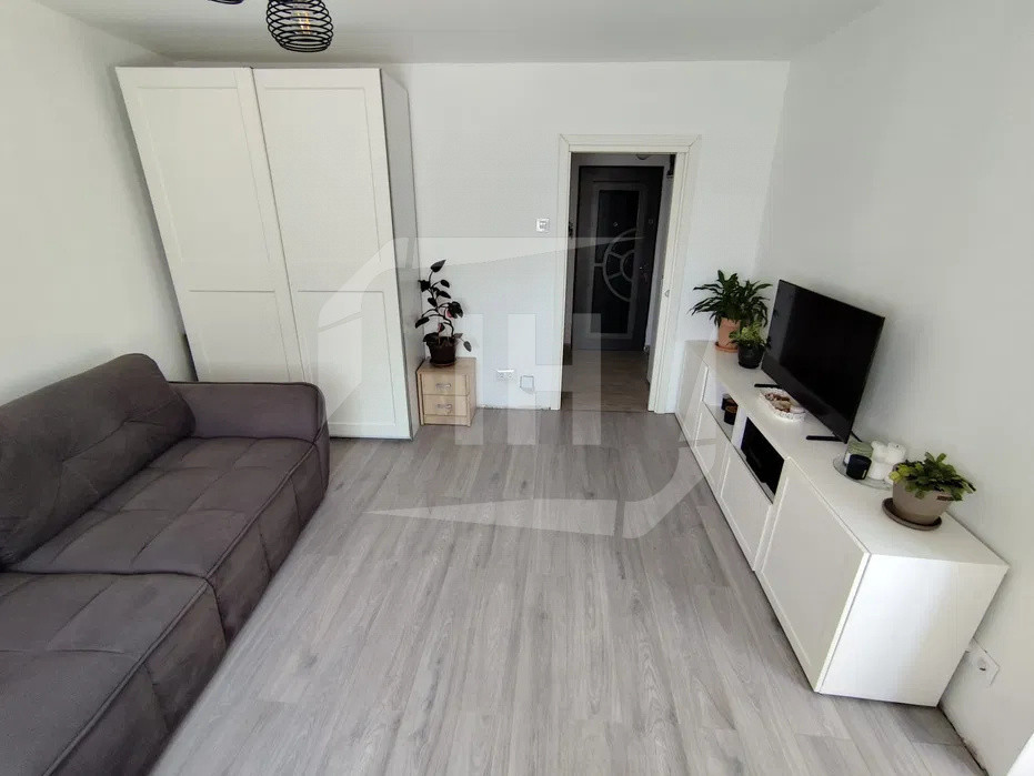 Apartament 1 camera, decomandat, Centru