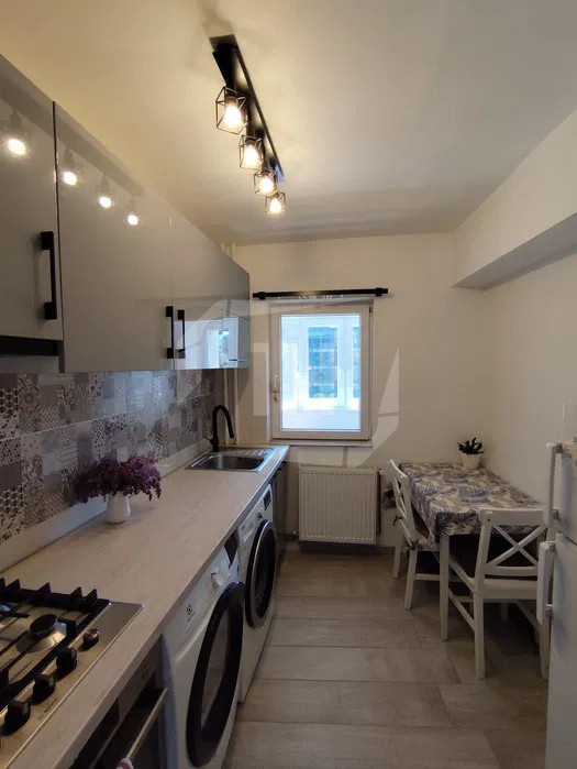 Apartament 1 camera, decomandat, Centru